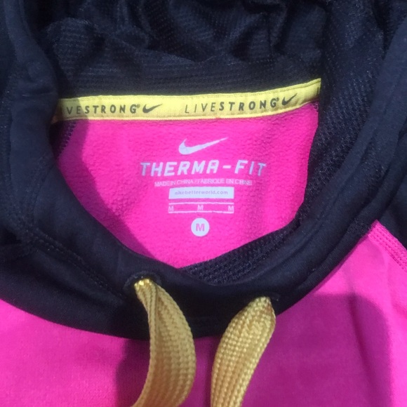 Live strong hoodie - Picture 3 of 3